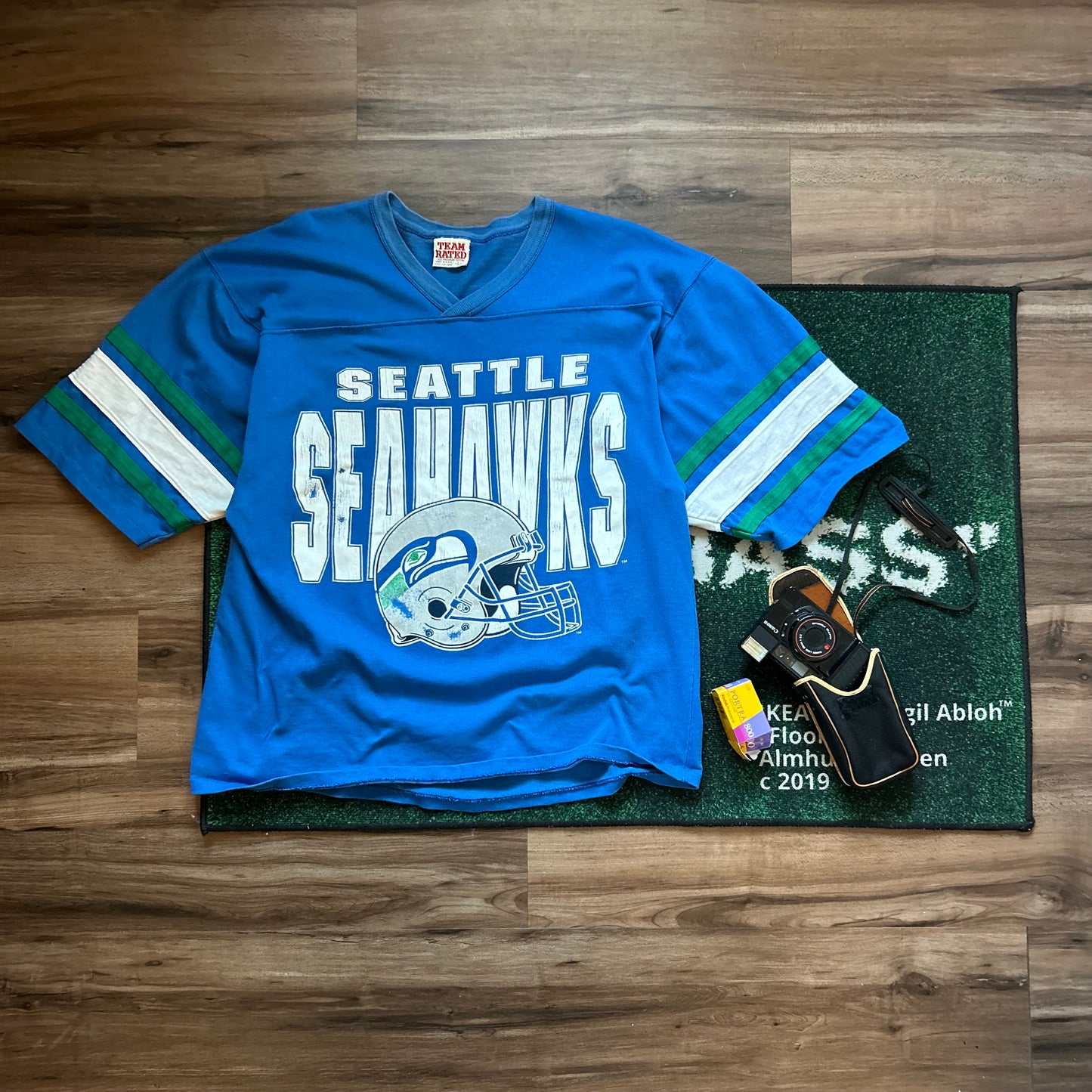 Seattle Seahawks Shirt - L