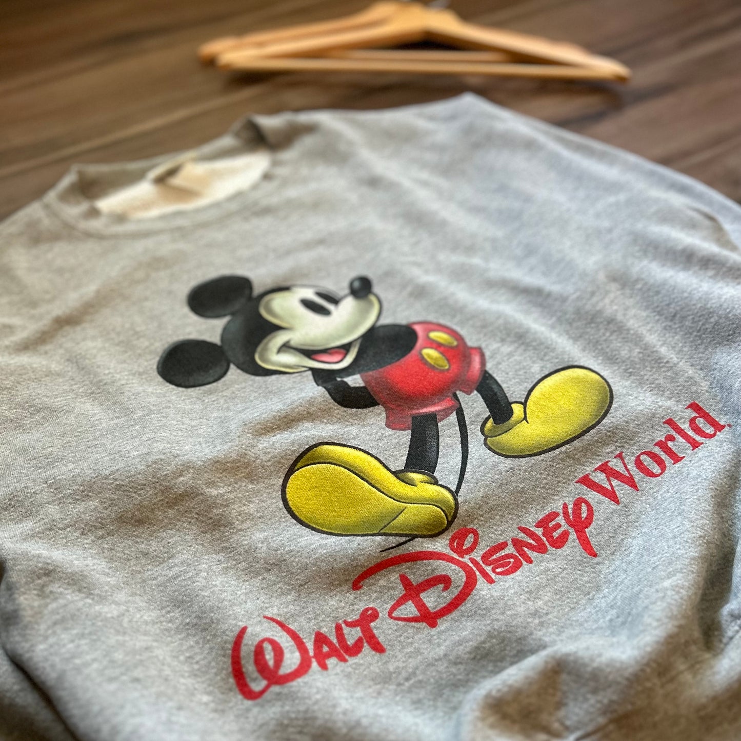 Walt Disney World Mickey Mouse Crewneck - L/XL