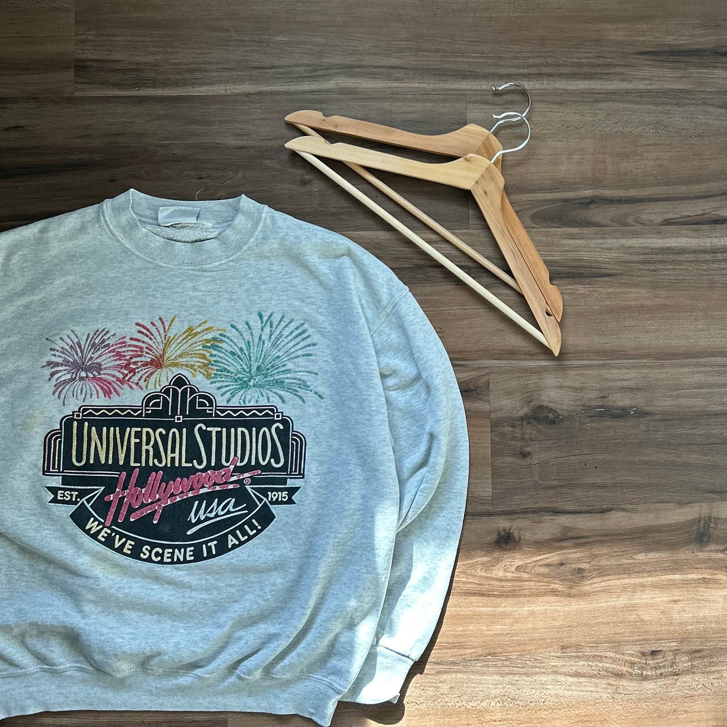 Universal Studios Crewneck - M