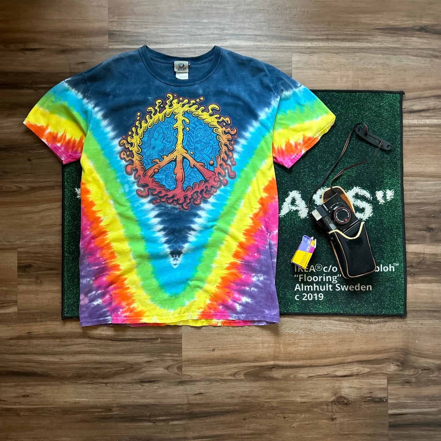 Liquid Blue Tie Dye Peace Sign Shirt - L